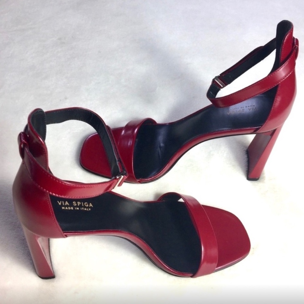Ultra high heel